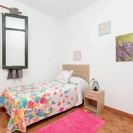 Apartment - 4 Bedrooms - 0275 Sanxenxo