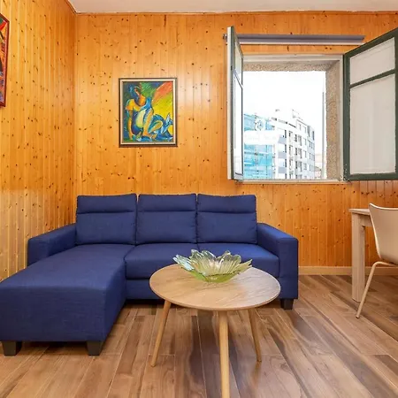 - 4 Bedrooms - 0275 Apartment Sanxenxo