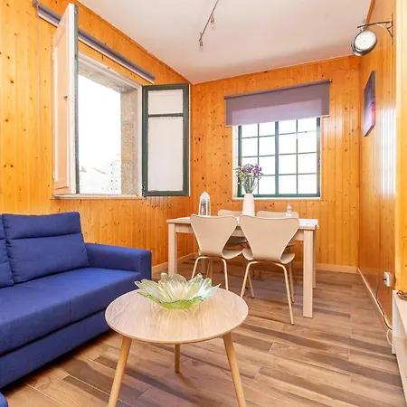 Lejlighed - 4 Bedrooms - 0275